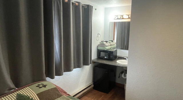 Двухместный номер Standard Brown Bear Saloon & Motel
