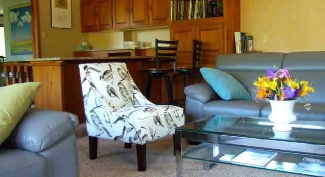 Loya's Little House Bed & Breakfast, Prenota Hotel Cambridge Iowa