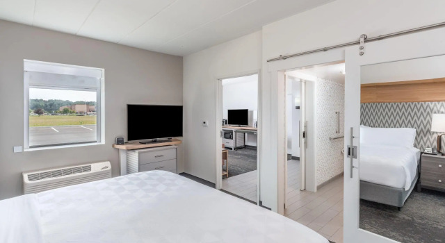 Двухместный номер Premium Holiday Inn - Columbus by IHG