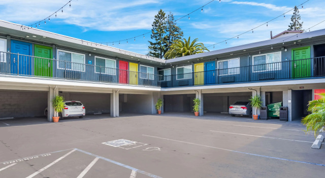 Signature Inn Oakland
