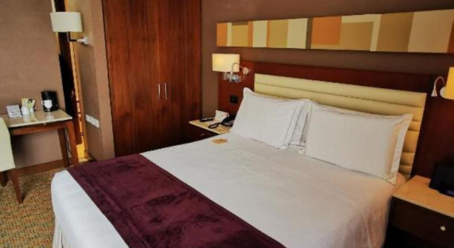 Апартаменты Standard с балконом Mercure Bogota Calle 100