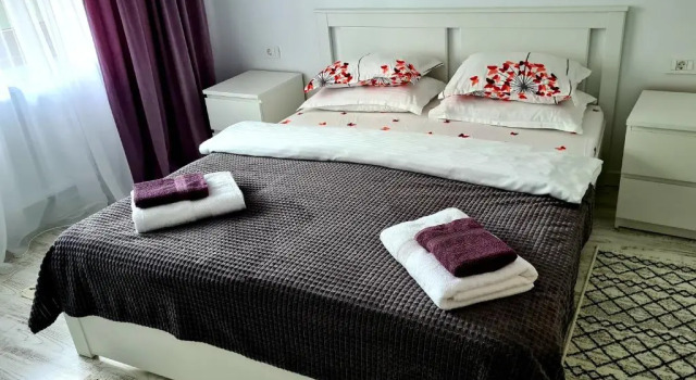 La Fluturi Apartament, Rezervovat Apartmán Apartmány v Suceava, Apartmán