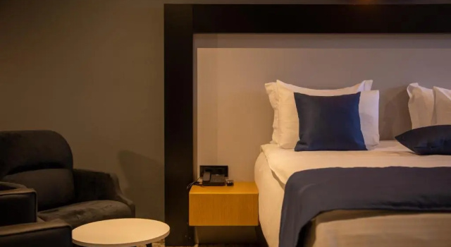 Полулюкс Palace Hotel & Spa