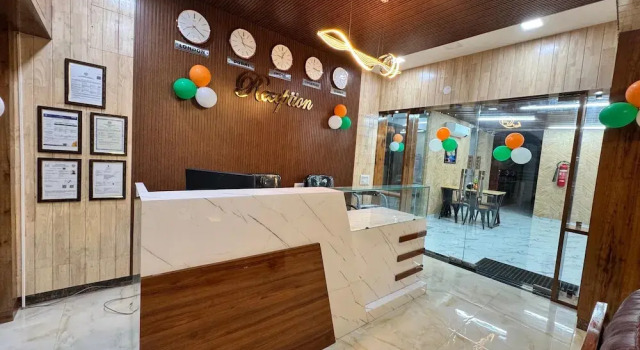 HOTEL HYDERABAD PULSE, Забронировать Отель Отели Шамшабад 3 звезды, 3*