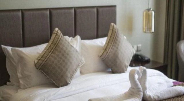 Ruijing New Hualian Hotel, Rezerwuj Hotel Jinfeng Yinchuan