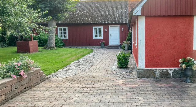 Stunning Home in Ystad With Sauna, 3 Bedrooms and Wifi, Rezerwuj Hotel Hotele w Lagos z parkingiem, Parking