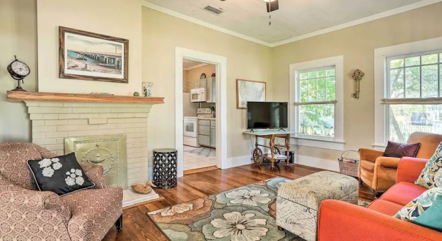 Коттедж 'moon Pie Cottage' Near Dtwn Ocean Springs!