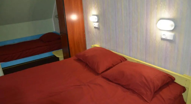 Двухместный номер Standard Darnitsa 1 Hostel