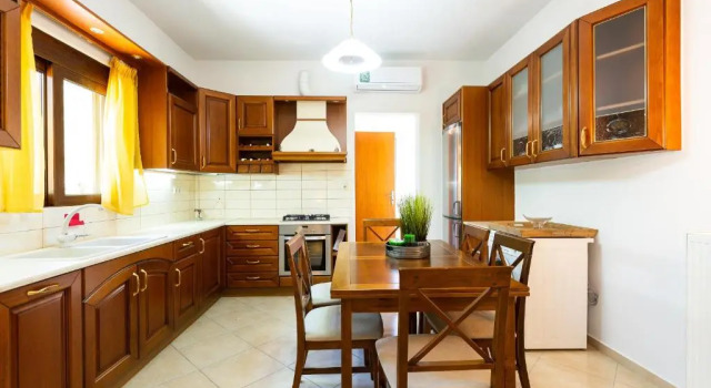 Коттедж Stefanakos House