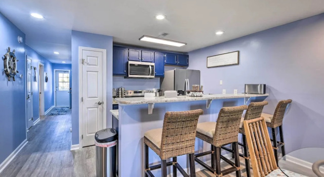 ~ 2 Mi to Cherry Grove Beach: Little River Condo, Забронировать Апартаменты/квартира Литл-Ривер Гранд-Странд
