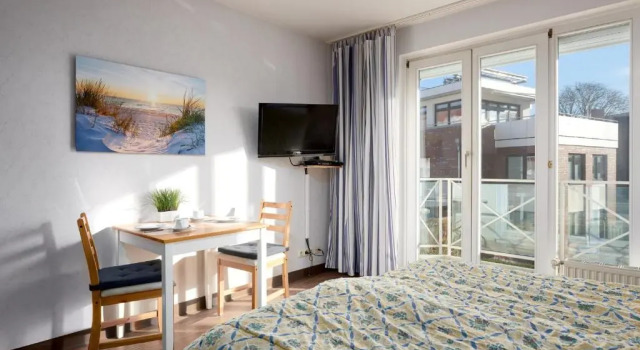 Strandhotel 19, Забронировать Апартаменты/квартира Лабё Bay of Kiel