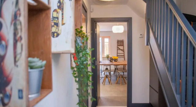 Коттедж higgihaus #3a 4 Bed Big Groups Hip Location Sleeps 12