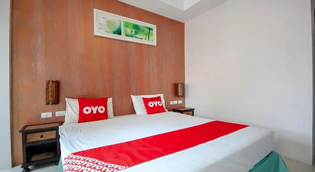 Двухместный номер Superior с балконом и с красивым видом из окна OYO 75321 Gemma Patong