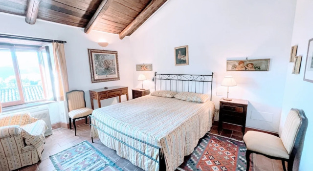 Коттедж с 2 комнатами с балконом Vicolo - Sleeps 5 With air Con, Wifi, Balcony for Dining and Pool