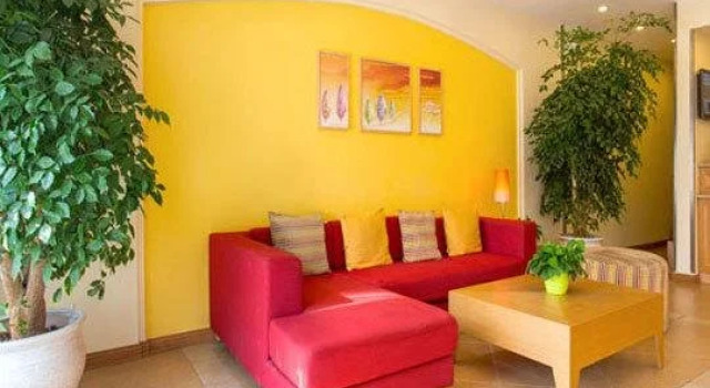 Home Inn Urumuqi North Hetan Road Friendship Tacheng Office