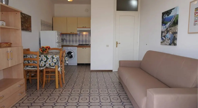 Beautiful Beachfront Apartment-pool-ac by Beahost Rentals, Забронировать Апартаменты/квартира Каорле Линьяно-Ривьера