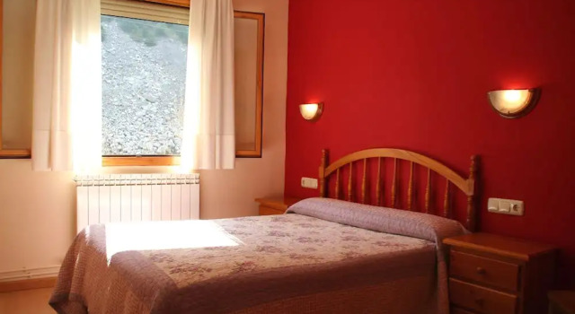 Mesón De Salinas, Book Hotel Hoteller i Tella med pool, Swimmingpool