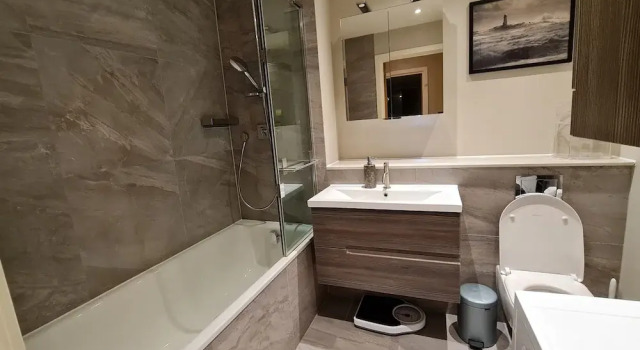 Stylish and Modern 1 Bedroom Apartment in Farringdon, Забронировать Апартаменты/квартира Саутворк Лондон, рядом с St Olaf House