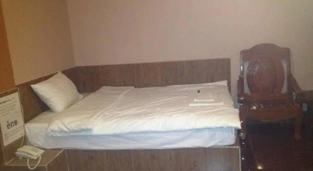 Cambo United Guesthouse, Buchen Sie Hotel Tuol Kouk 