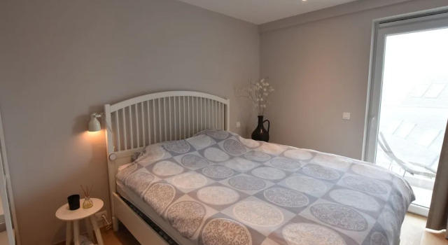 Modern Apartment in Bredene With Balcony, Rezerwuj Apartament Hotele w Bruksela z parkingiem, Parking