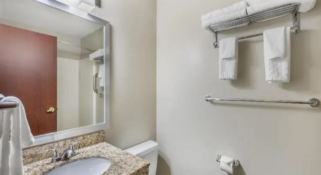 Четырёхместный номер Standard Best Western Plus Great Northern Inn