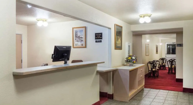 Super 8 Hamilton, Rezerwuj Hotel Hamilton Montana