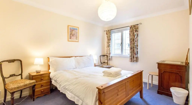 Central & stylish 3 bedroom, 2 bath, free parking, Забронировать Отель Эдинбург Midlothian, рядом с Dean Village