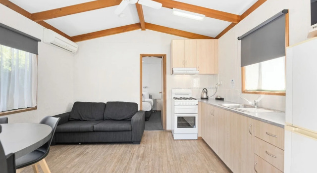 Вилла c 1 комнатой с балконом Eureka Stockade Holiday Park