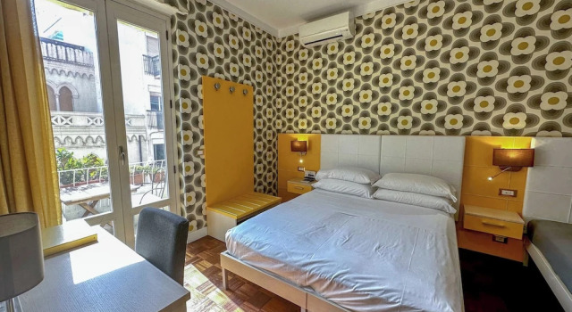 Трёхместный номер Classic с балконом B&B Pellicano Guest House