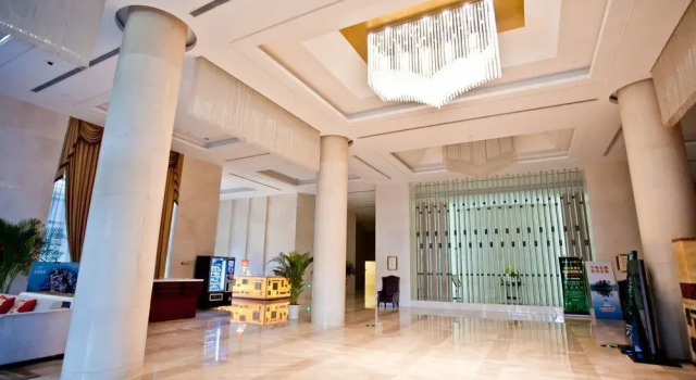 Qiandao Lake Greentown Ling Yun Apartment