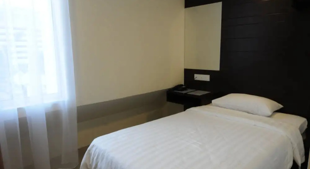 Одноместный номер Standard Cathay Hotel