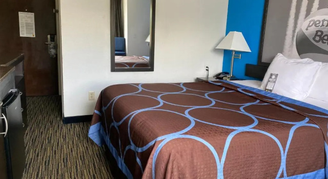 Двухместный номер Standard Super 8 by Wyndham Pensacola
