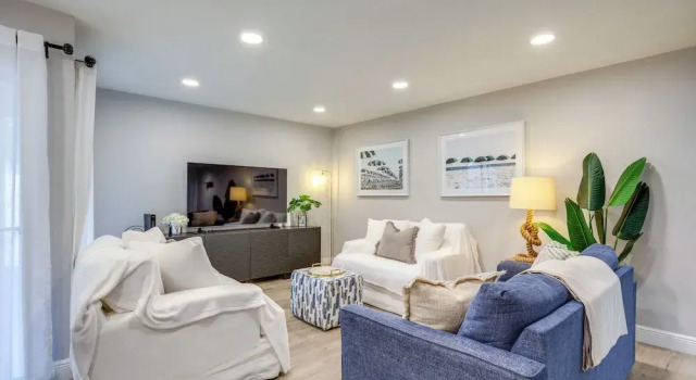 5 Mi to Beach: Jupiter Townhome w/ Pool Access, Rezerwuj Apartament Jupiter Palm Beach County