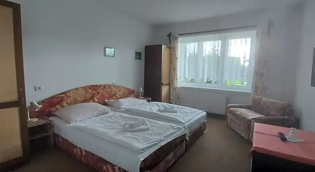 Hotel Speedway, Забронировать Отель Отели Мареанске-Лазне 3 звезды, рядом с Железнодорожный вокзал Марианске-Лазне - Центр, 3*