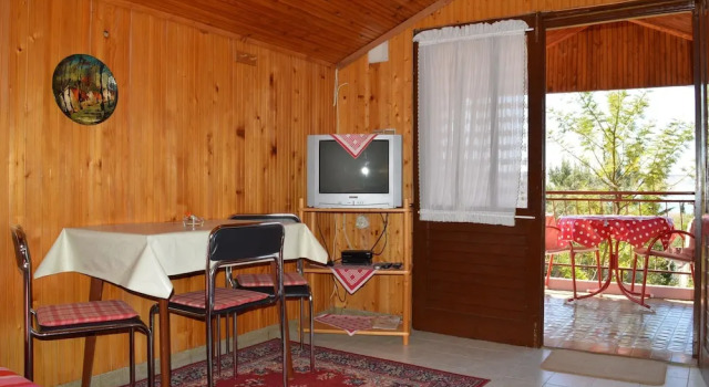 Apartments Savarin 550
