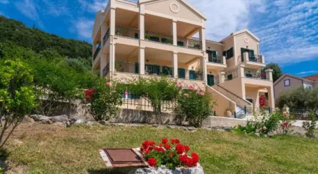 Marias Apartments, Book Apartment Sami Kefalonia
