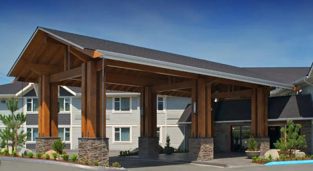 Кровать в общем номере Best Western Plus Country Meadows Inn