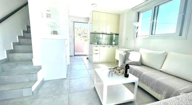 Syllas Grand Resort - Prestigious Villa 8, Book Resort Edipsos Evia