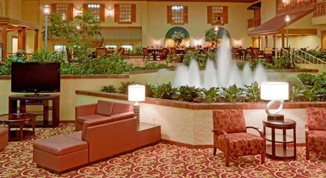 Holiday Inn Cincinnati Airport by IHG