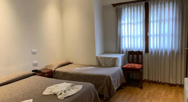Трёхместный номер Standard Hotel Select