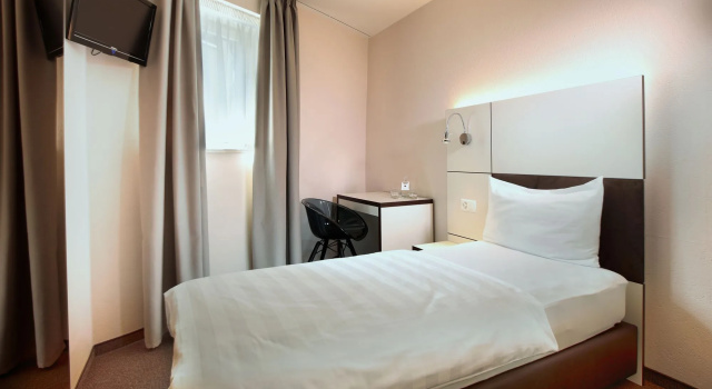 b_smart motel Basel
