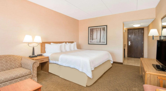 Двухместный номер Standard Days Inn by Wyndham Duluth Lakewalk