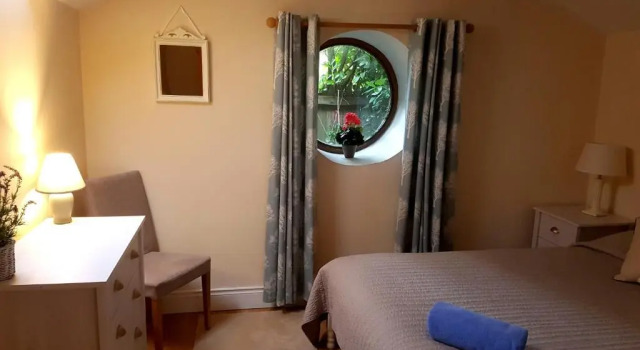 Коттедж с 2 комнатами The Coach House Douglas