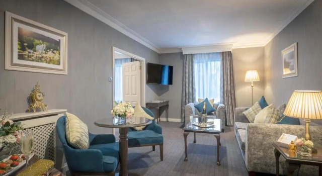 Полулюкс Temple Gate Hotel