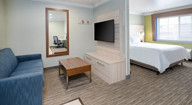 Люкс c 1 комнатой Holiday Inn Express & Suites Watsonville by IHG