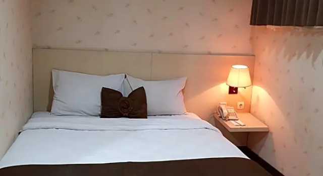 Двухместный номер Standard Hotel Scarlet Kebon Kawung