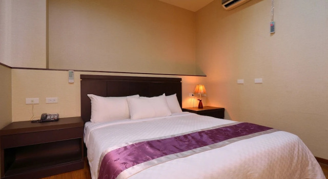 Двухместный номер Comfort King Town Hotel