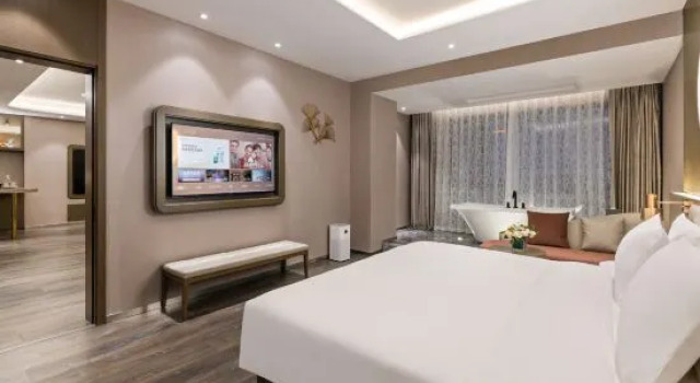 Люкс Executive Crystal Orange Hotel (Dandong Zhongchao Yalu River Bridge Jiangjing Shop)