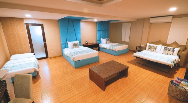 Семейный номер Standard с балконом Tugawe Cove Resort