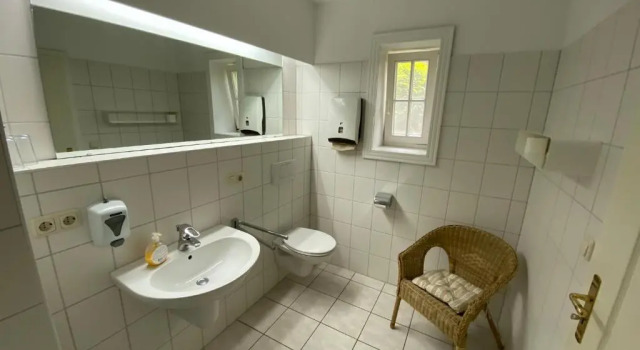Апартаменты Цокольный этаж elbe511ferienzuhause im parkähnlichen Garten mit Teich